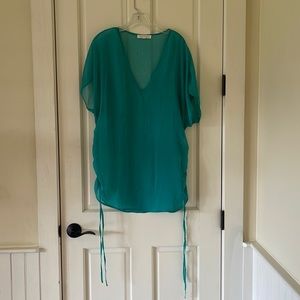 Green beach coverup. Size sm/m.
